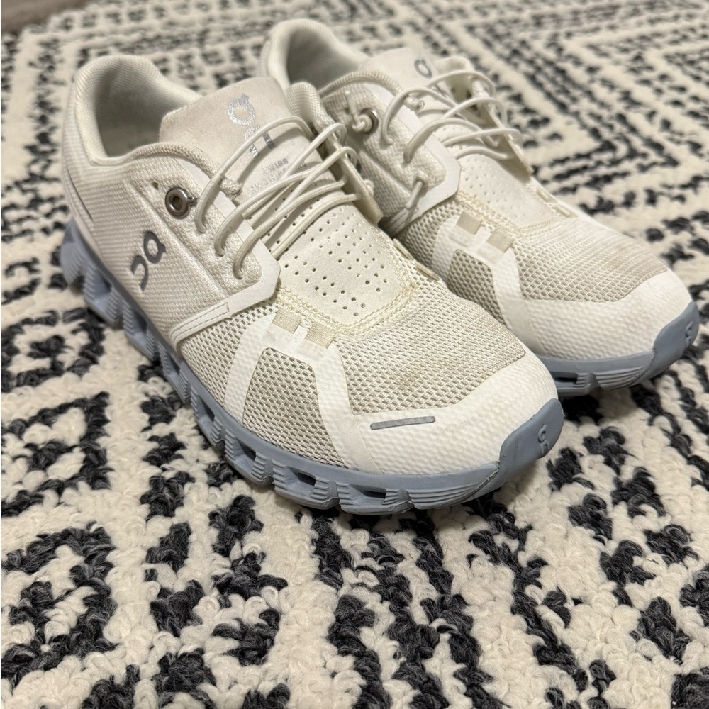 Women’s On Cloud